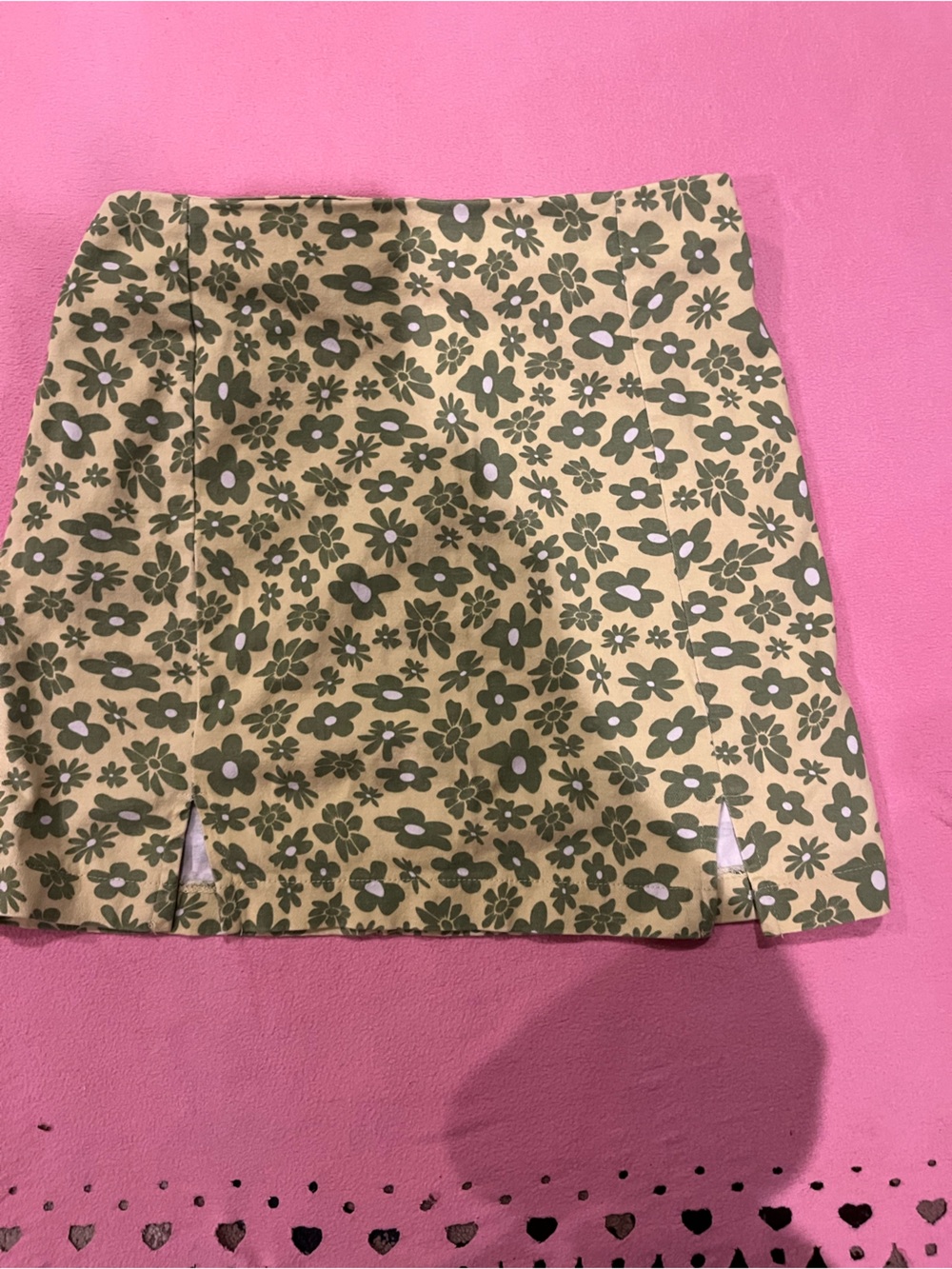 love on a hanger Green Floral Mini Skirt with Side Slits